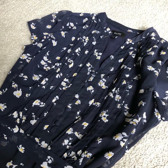 MSK Daisy Print Dress - Picture 3 of 16